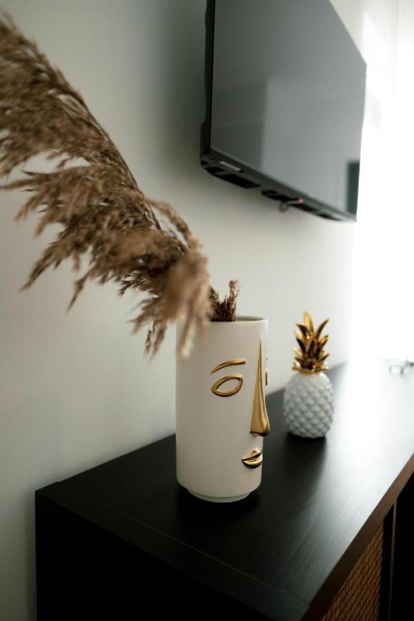 Gold Apartment Ferrel I Εξωτερικό φωτογραφία